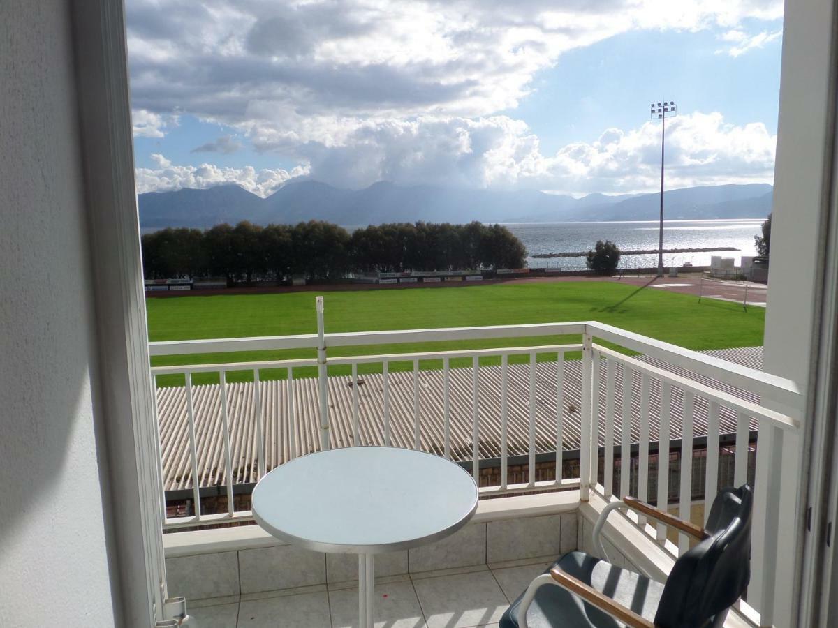 Stunning Seaview Town Apartment 圣尼古拉奥斯 外观 照片